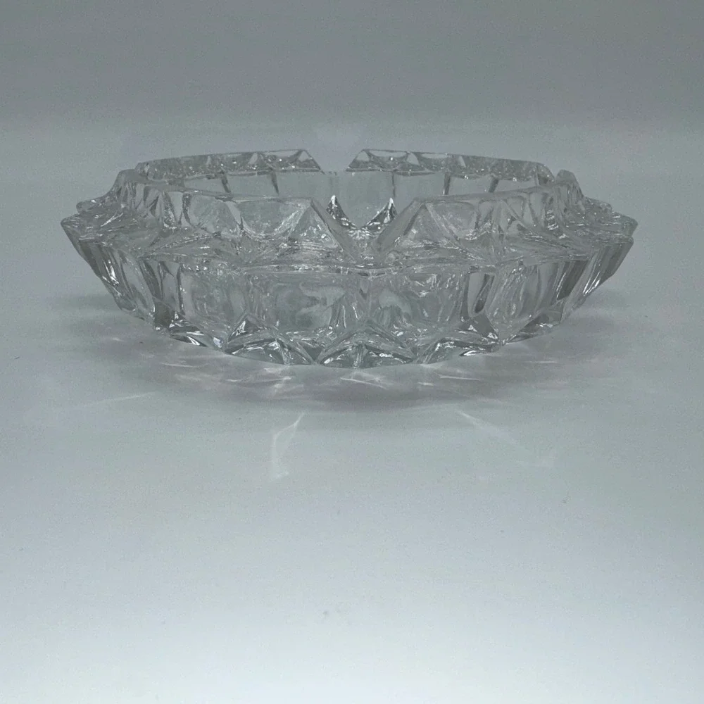 Large Clear Glass Ashtray Heavy 4 Rests‎ Round Circular 7